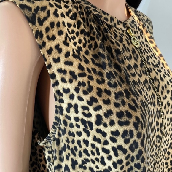 Michael Kors Leopard / Cheetah Print Sleeveless Top With Front Zipper - Picture 7 of 8